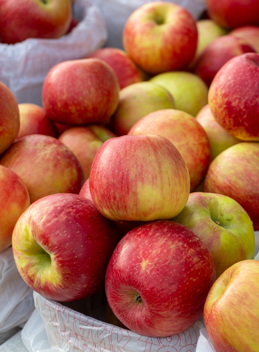 Fresh organic apples are available at Busch's Fresh Food Market in Ann Arbor, MI